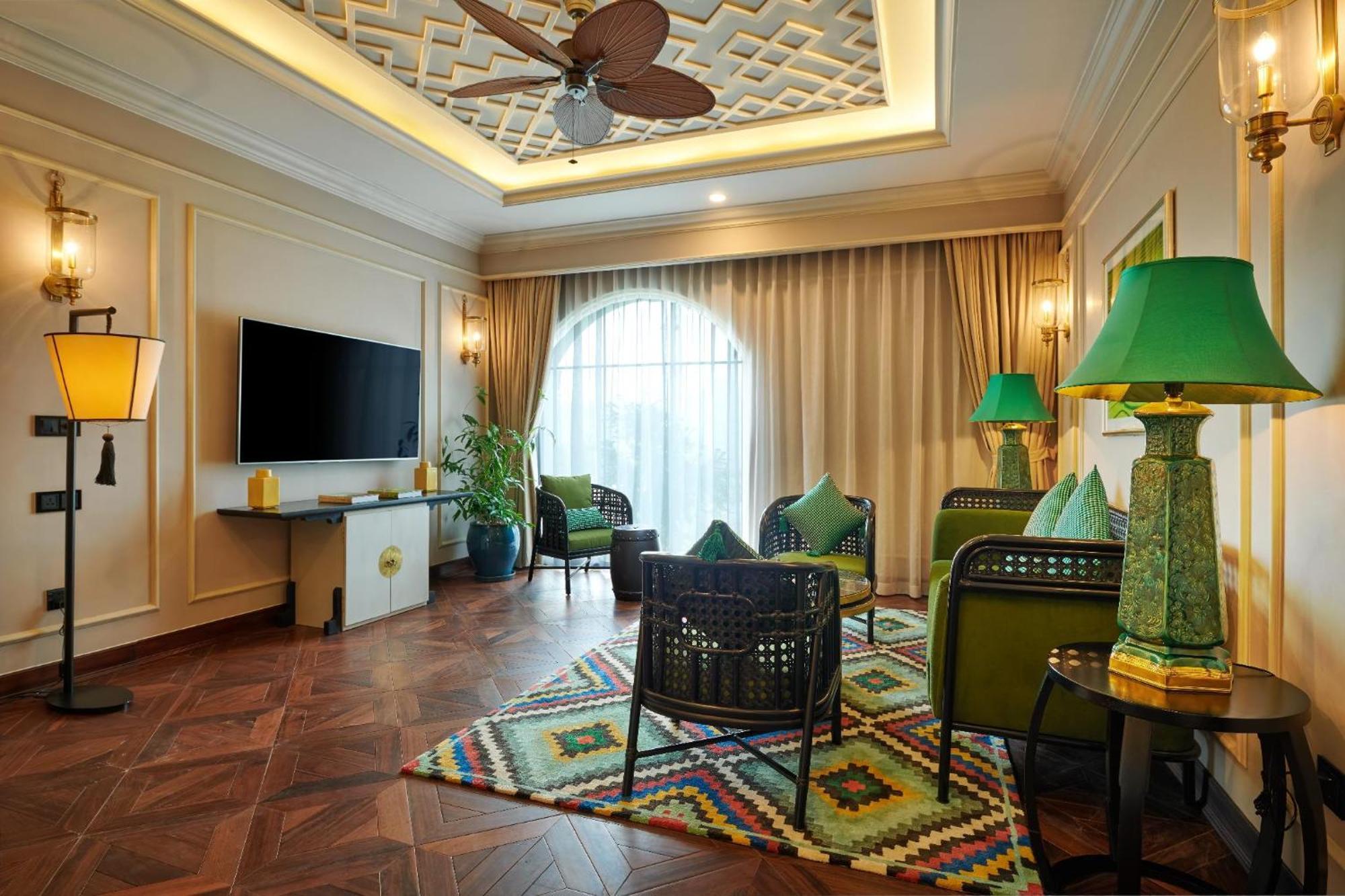Silk Path Grand Sapa Resort & Spa מראה חיצוני תמונה A living room at the hotel