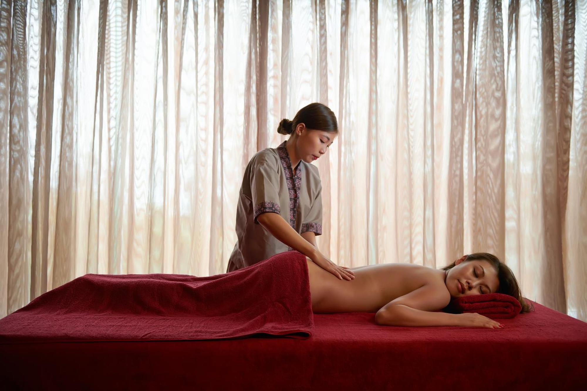 Silk Path Grand Sapa Resort & Spa מראה חיצוני תמונה Thai massage