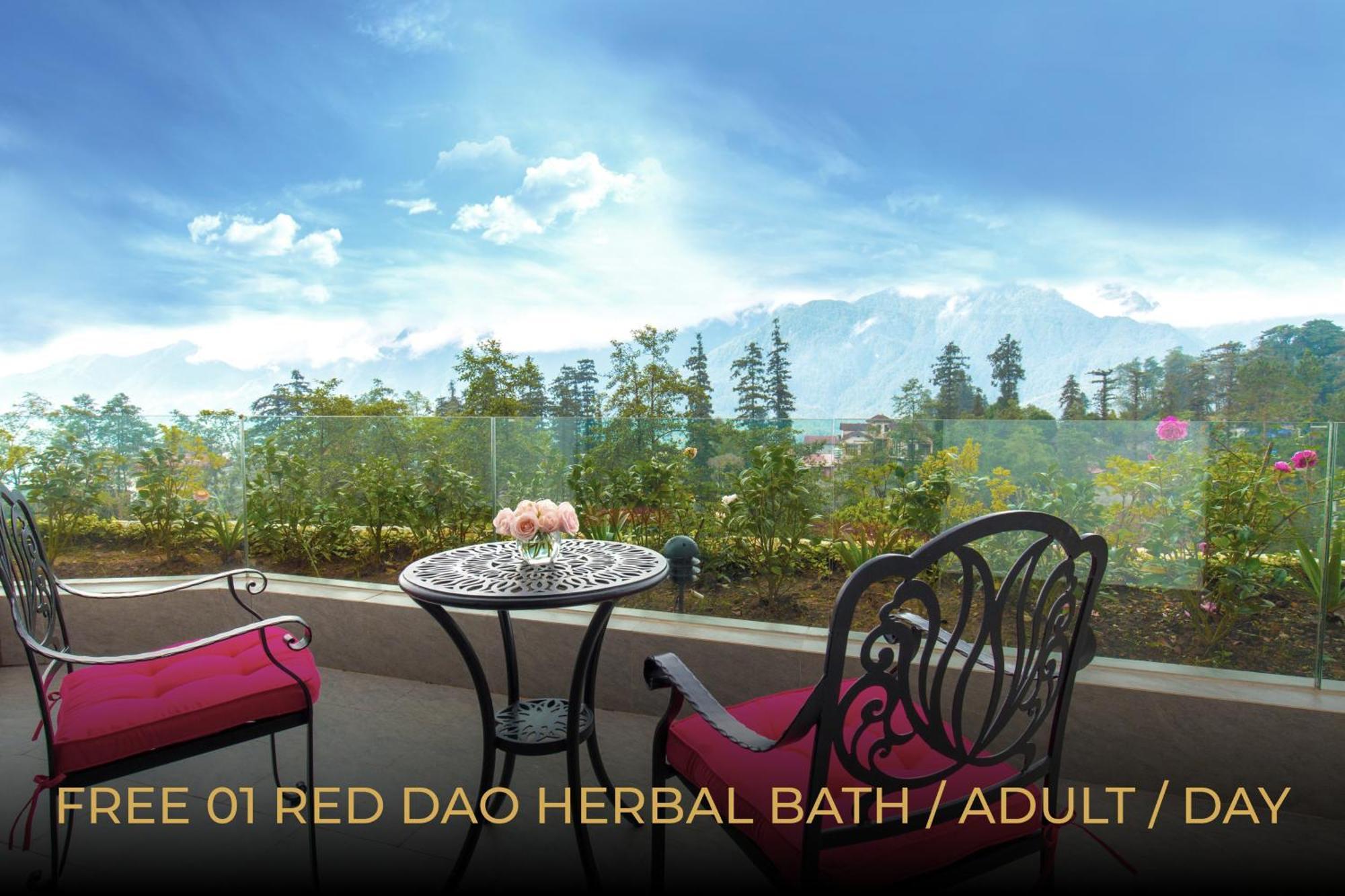 Silk Path Grand Sapa Resort & Spa מראה חיצוני תמונה View of Mount Shasta from the Red DAO Spa